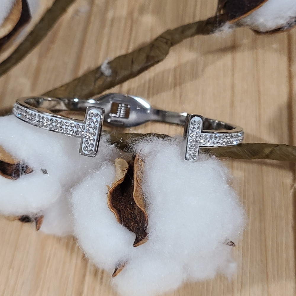 Crystal Pavé Open T-Ends Cuff Bracelet - Silver - Picture 14 of 16